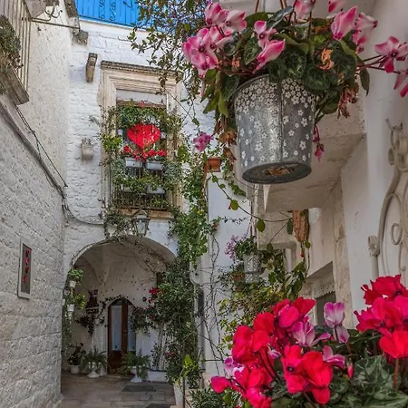 Bomboniera Di Cisternino