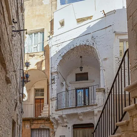 Bomboniera Di * Cisternino